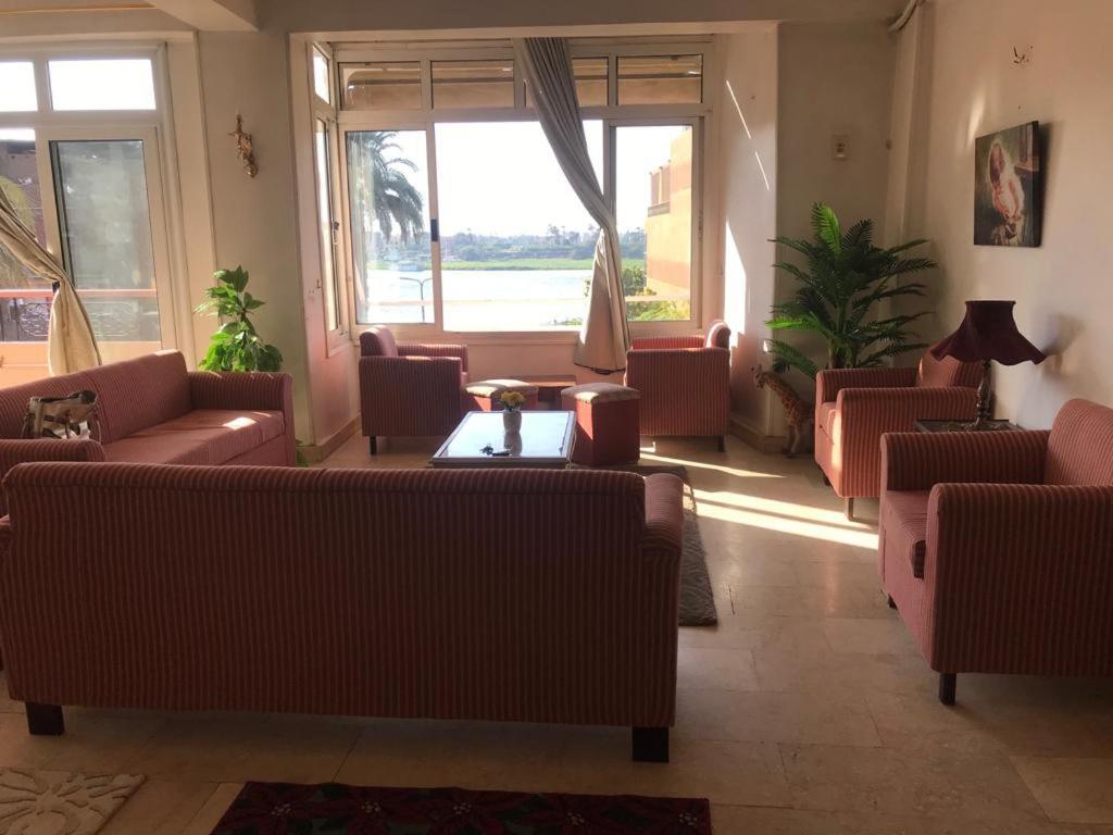 East Luxor Apartments With Nile Views Jazirat al Awwamiyah エクステリア 写真
